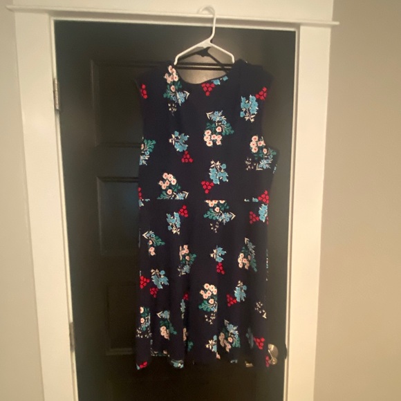 Draper James Navy Floral Dress Sz XL - Picture 3 of 4